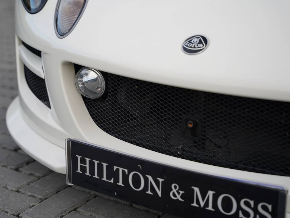 Image 38/50 of Lotus Exige S 240 (2010)