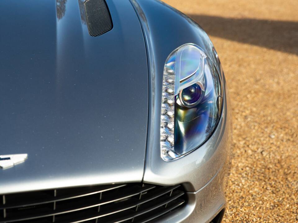 Bild 20/96 von Aston Martin Vanquish (2015)