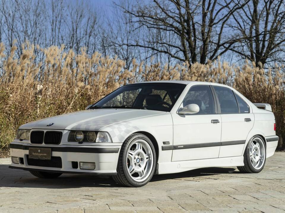 Bild 9/50 von BMW 318is "Class II" (1994)