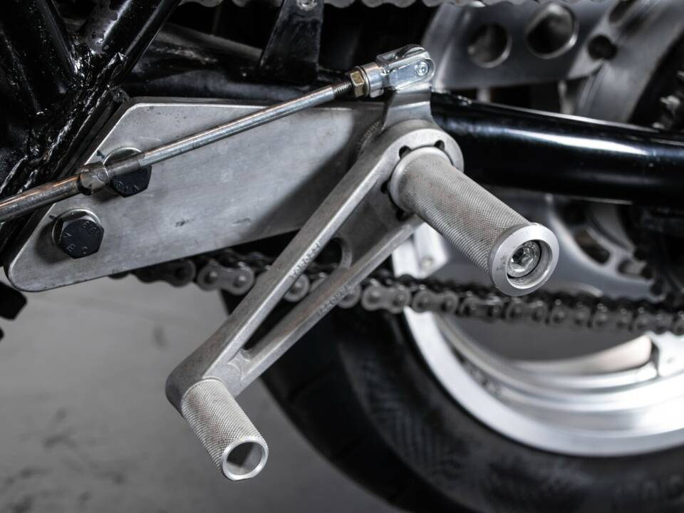 Imagen 15/27 de Honda CB 900 F Bol d'Or (1982)