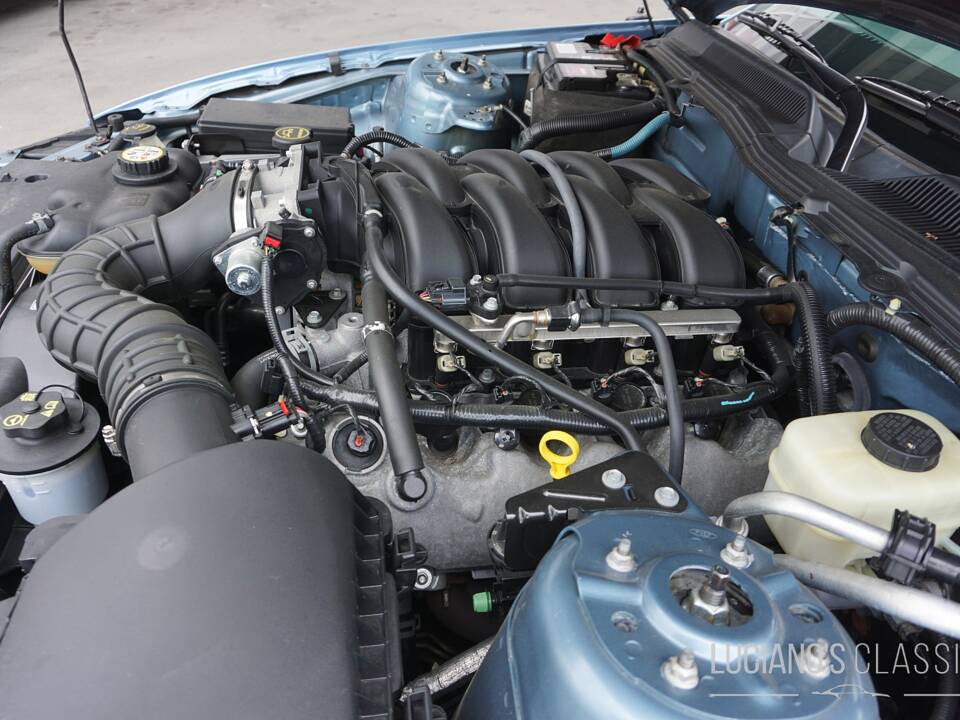 Bild 53/63 von Ford Mustang GT (2005)