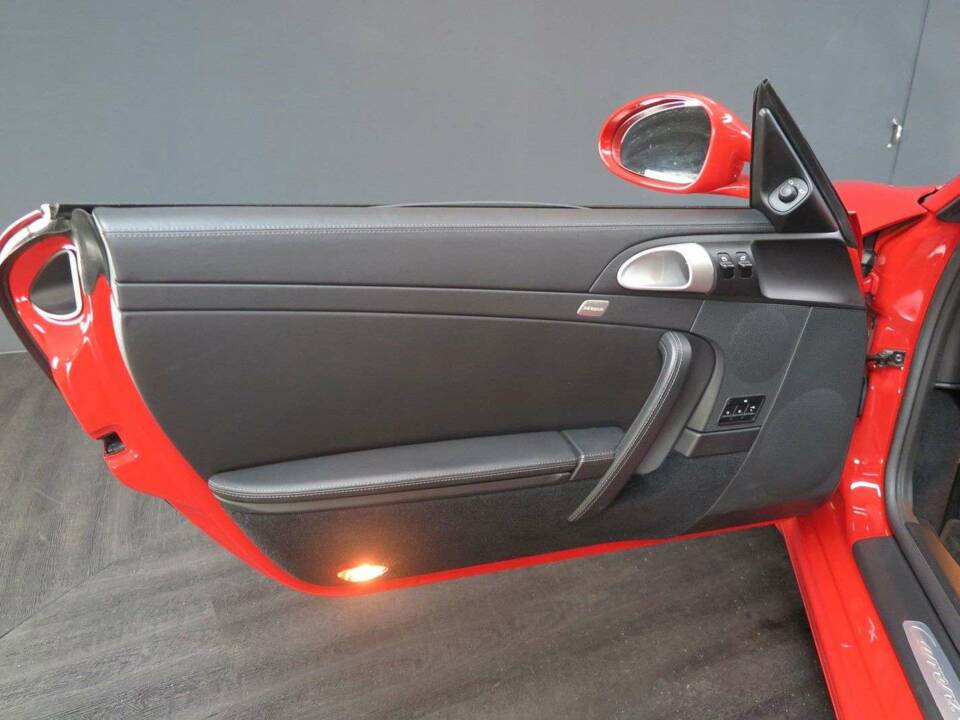 Image 10/50 of Porsche 911 Carrera 4S (2011)