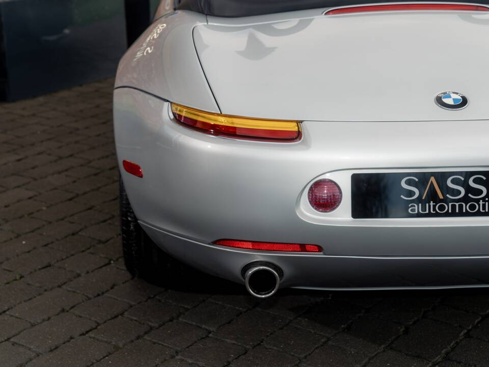 Image 24/84 of BMW Z8 (2001)