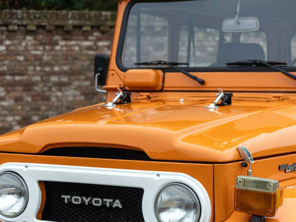 Image 26/50 of Toyota Land Cruiser FJ 40 (1980)