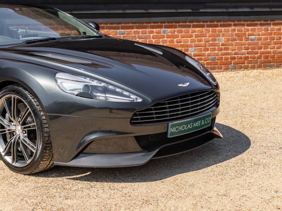 Imagen 48/57 de Aston Martin Vanquish Volante (2015)