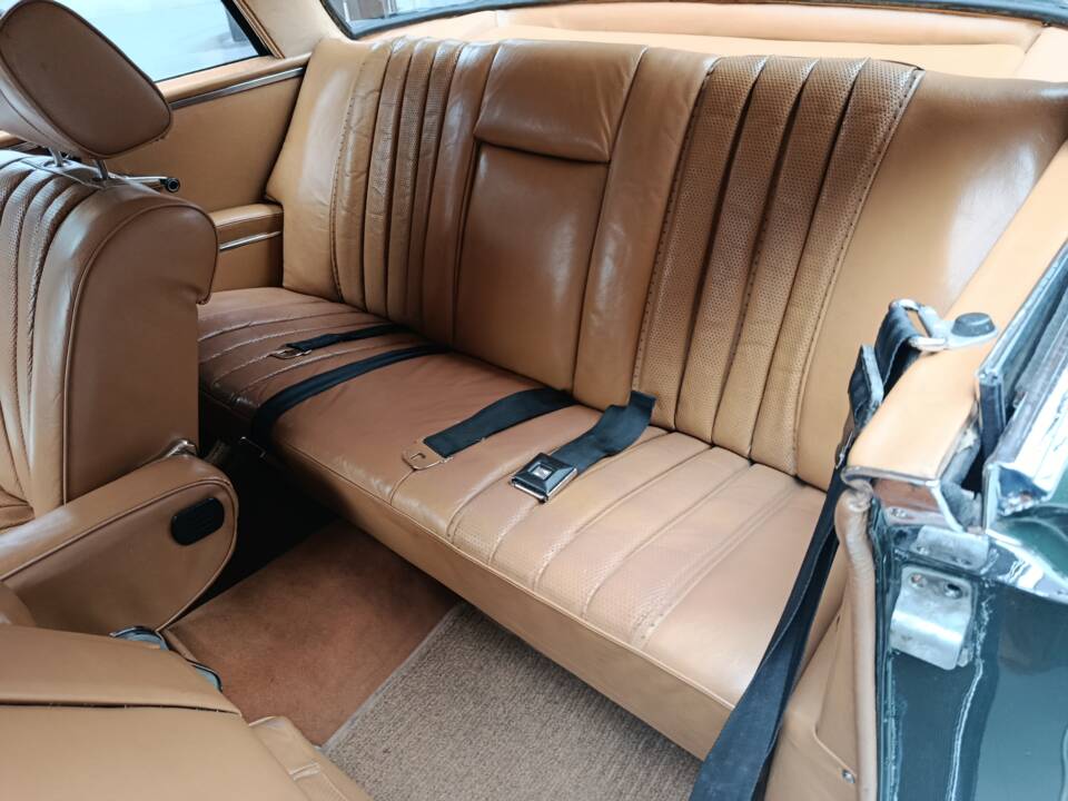 Image 20/54 of Mercedes-Benz 280 SE 3,5 (1970)
