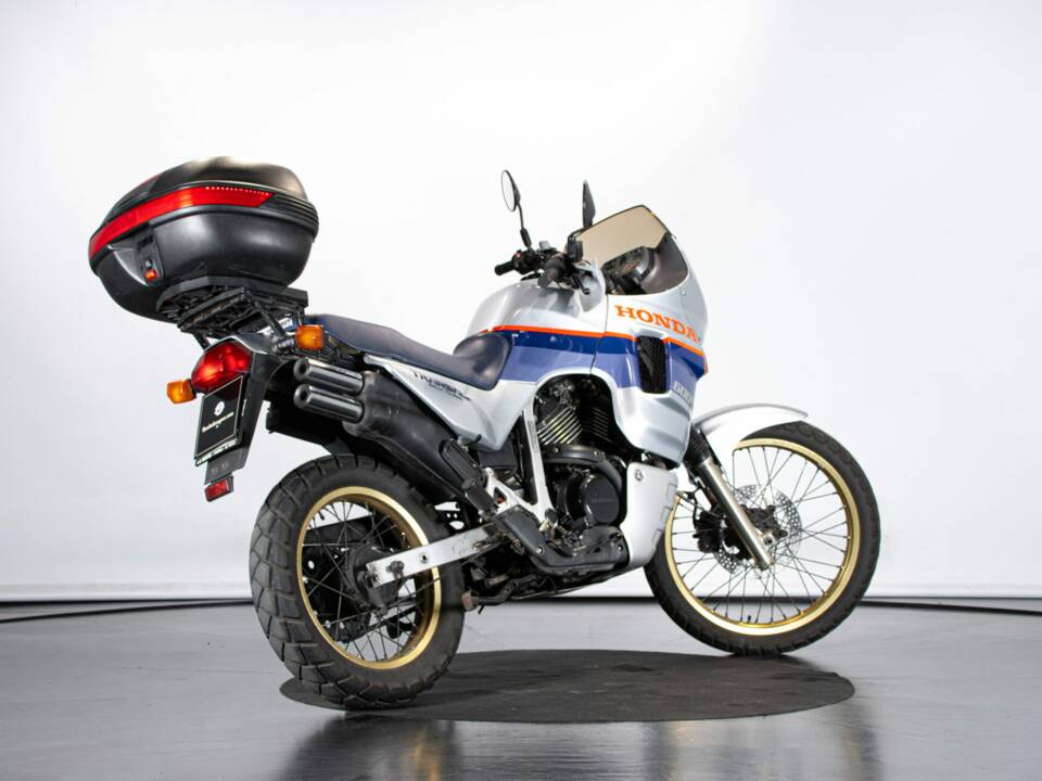 Image 4/43 of Honda XL 600V Transalp (1987)