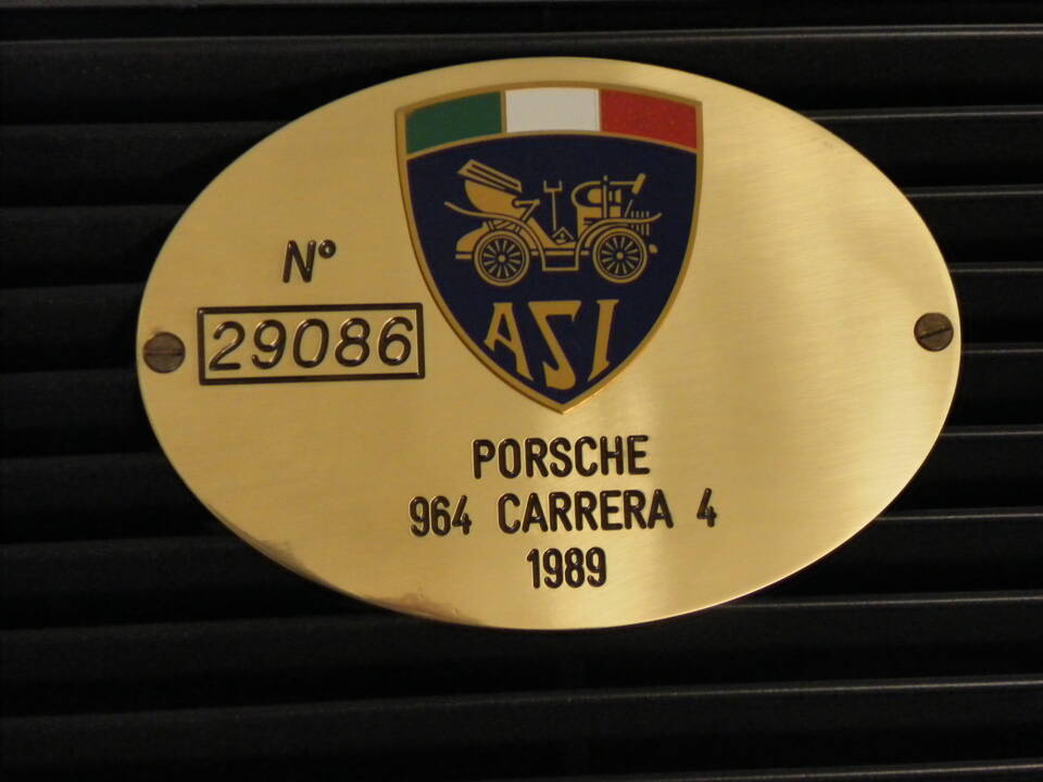 Imagen 6/18 de Porsche 911 Carrera 4 (1989)