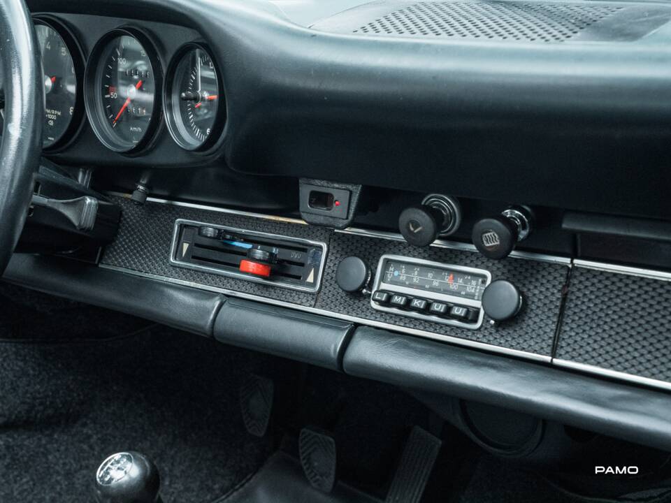 Bild 28/41 von Porsche 911 2.2 E (1970)