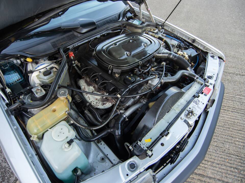 Bild 20/29 von Mercedes-Benz 190 E 2.0 (1992)