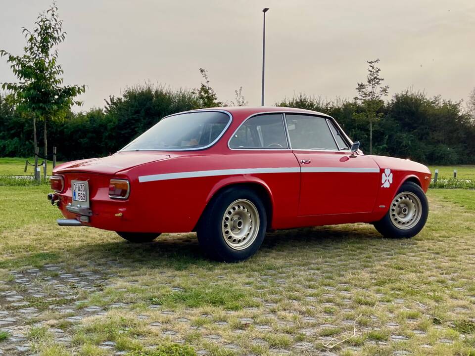 Afbeelding 37/51 van Alfa Romeo Giulia GTA 1300 Junior (1968)