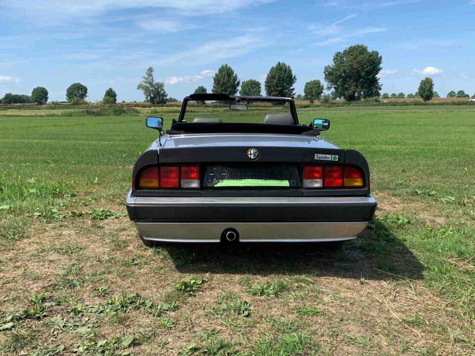 Afbeelding 7/8 van Alfa Romeo 2.0 Spider (1988)