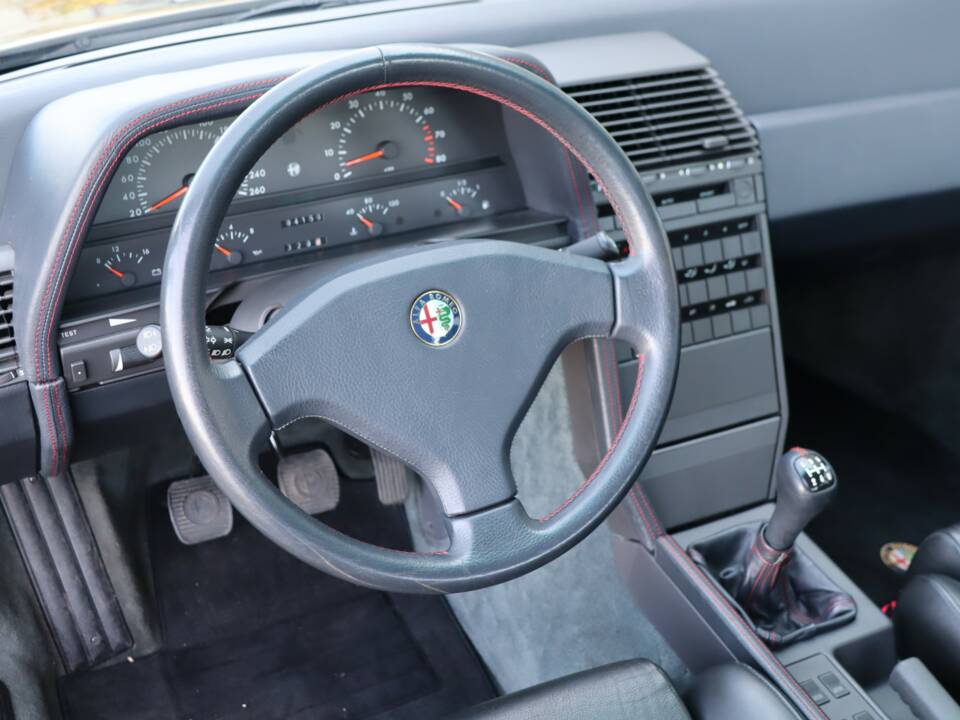 Imagen 30/50 de Alfa Romeo 164 3.0 V6 Quadrifoglio (1991)