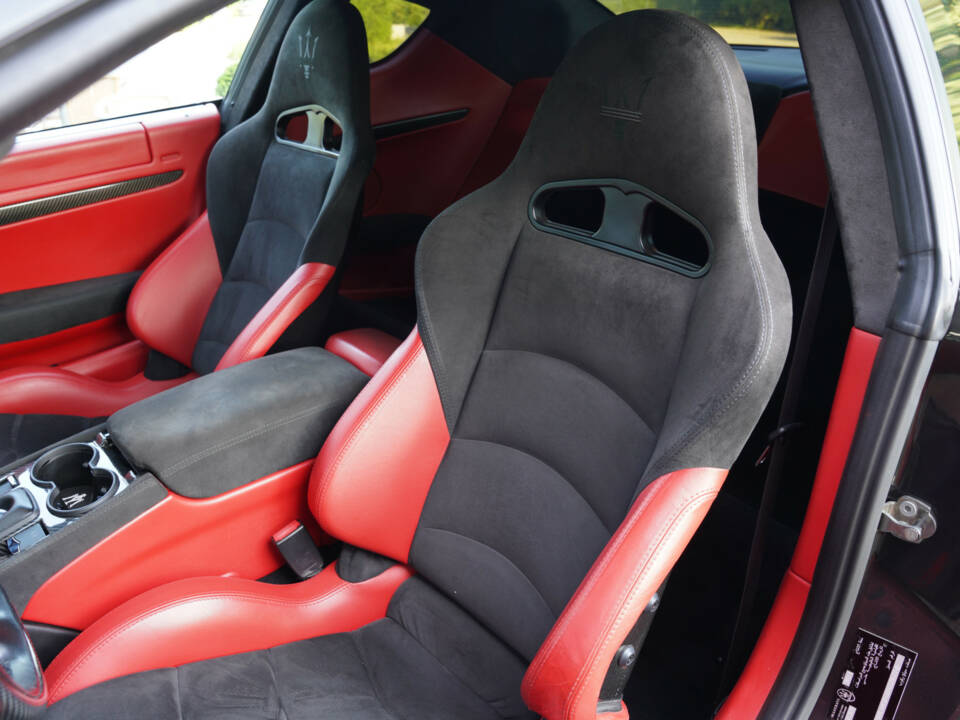 Afbeelding 32/50 van Maserati GranTurismo MC Stradale (2011)