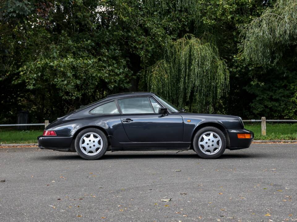 Bild 17/41 von Porsche 911 Carrera 2 (1990)