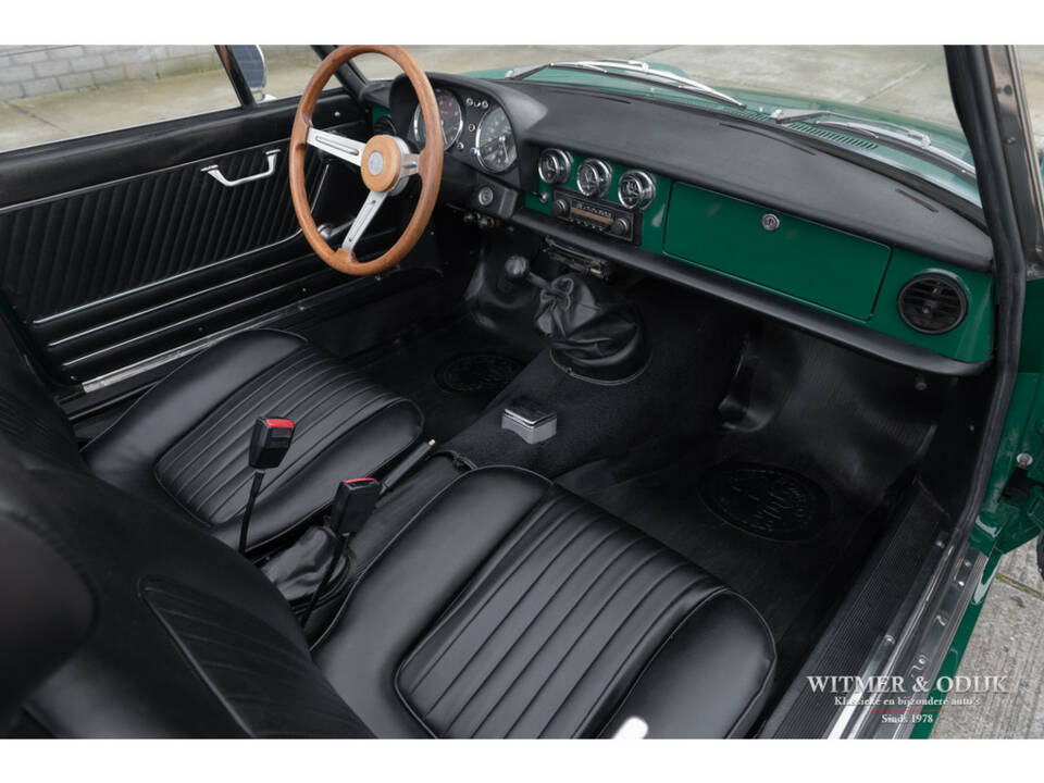 Image 32/40 de Alfa Romeo Spider 1300 (1974)