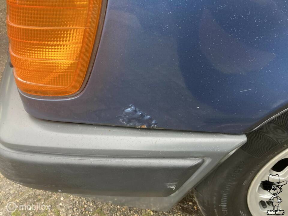 Bild 25/50 von Mercedes-Benz 300 E (1986)