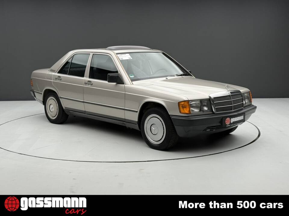 Bild 2/15 von Mercedes-Benz 190 E (1985)