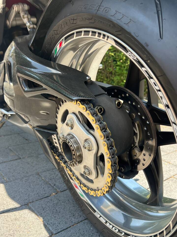 Immagine 9/10 di MV Agusta F4 750 S (2000)