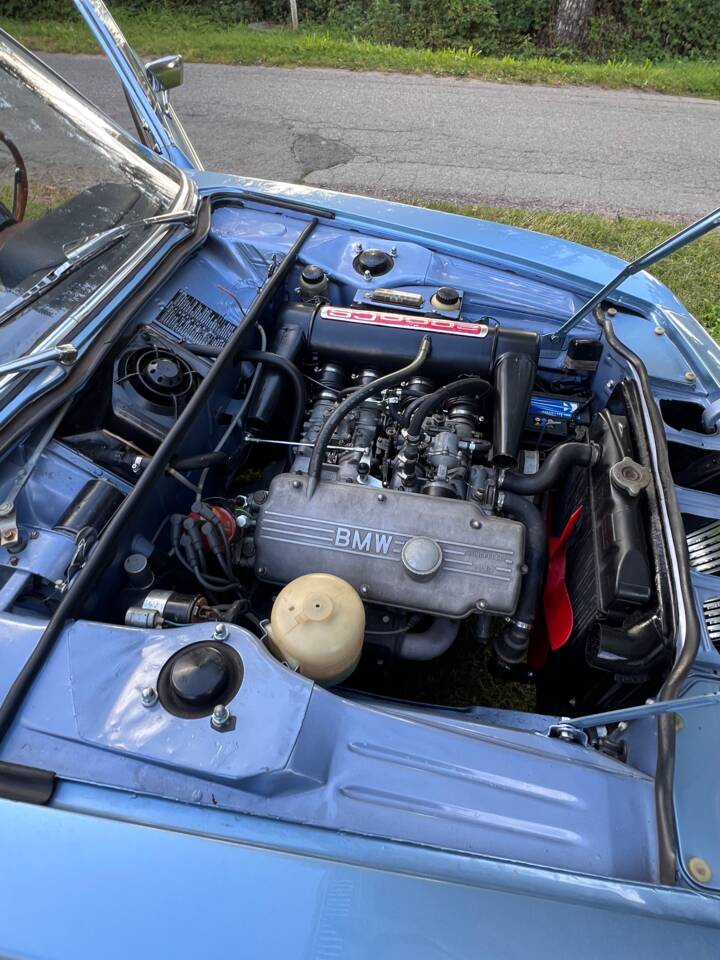 Immagine 34/74 di BMW 2000 CS (1969)