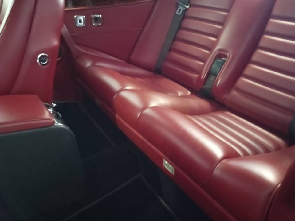 Image 14/16 of Bentley Azure (1997)