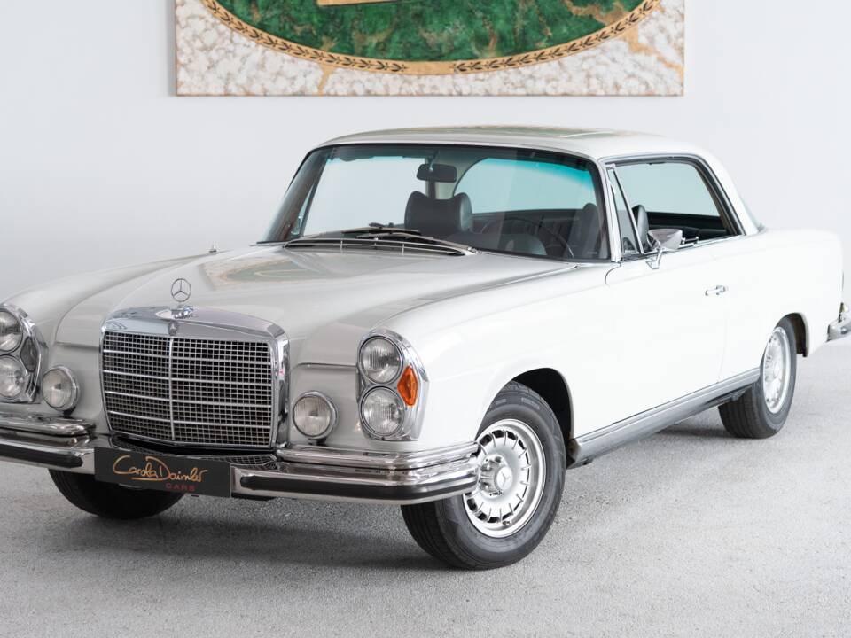 Bild 2/39 von Mercedes-Benz 280 SE 3,5 (1970)