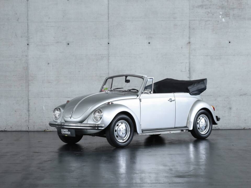 Image 1/37 of Volkswagen Beetle 1302 (1971)