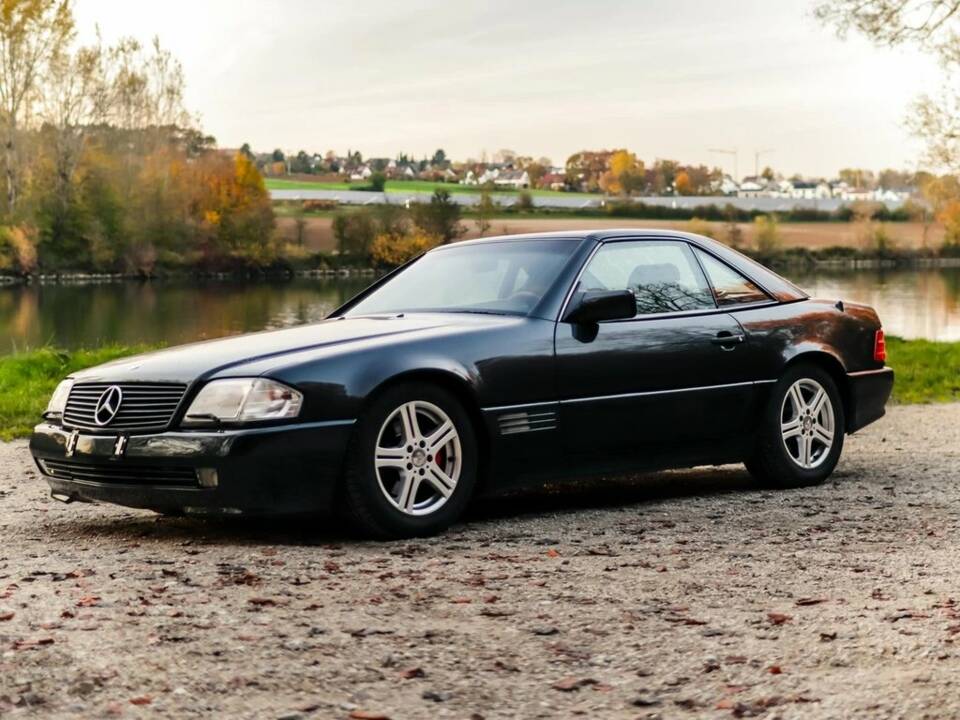 Image 1/8 de Mercedes-Benz 300 SL (1993)