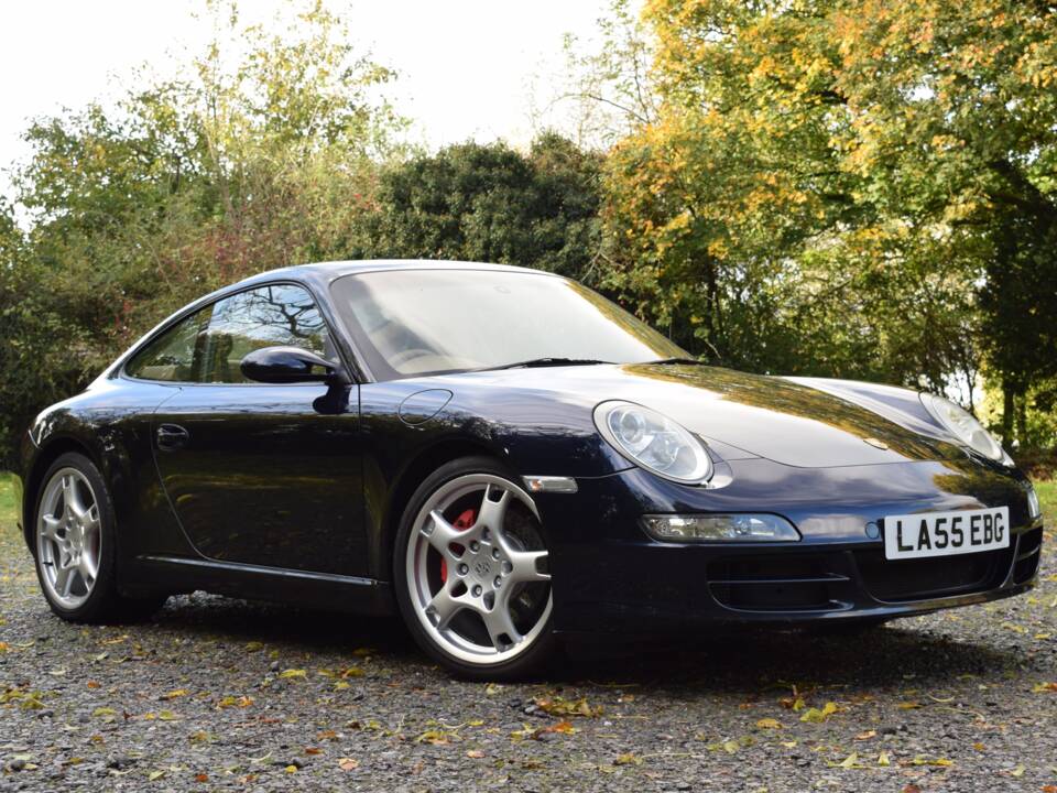 Afbeelding 17/50 van Porsche 911 Carrera S (2006)