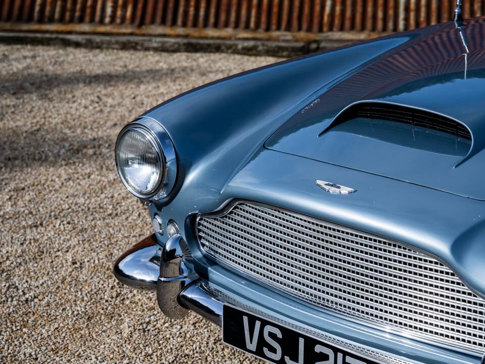 Afbeelding 16/46 van Aston Martin DB 4 (1962)