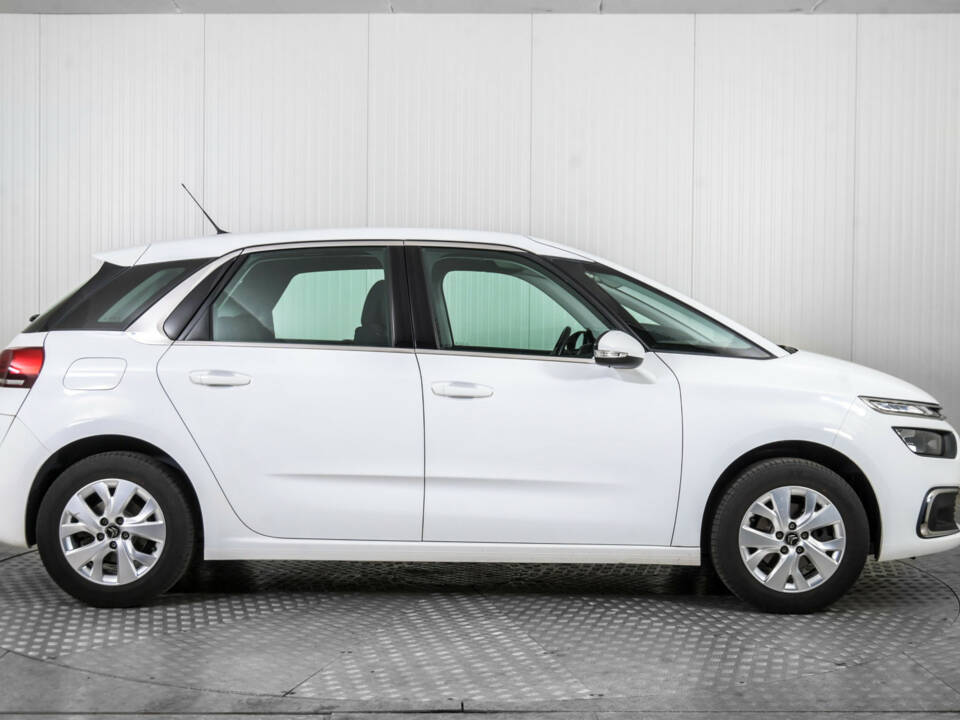 Bild 10/50 von Citroën C4 Picasso 1.2 PureTech 130 (2017)