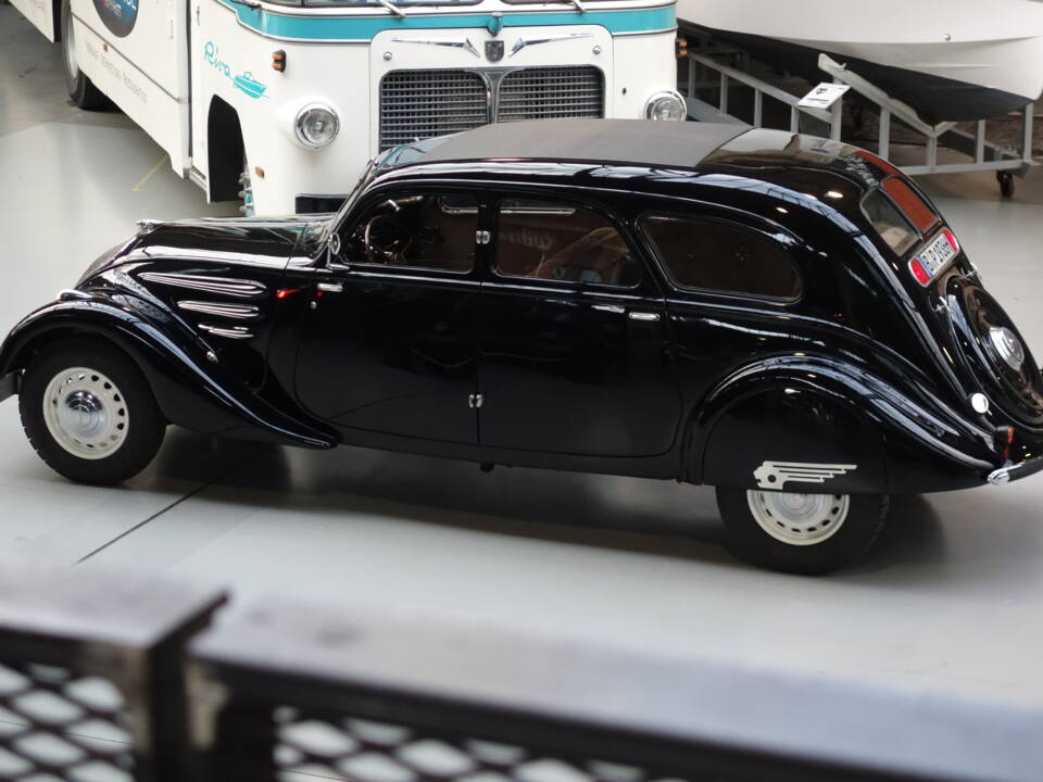 Afbeelding 13/33 van Peugeot 402 B (1936)