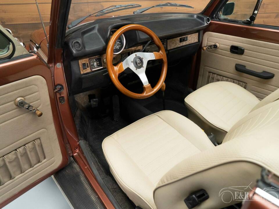 Image 8/9 de Volkswagen Escarabajo 1600 (1978)