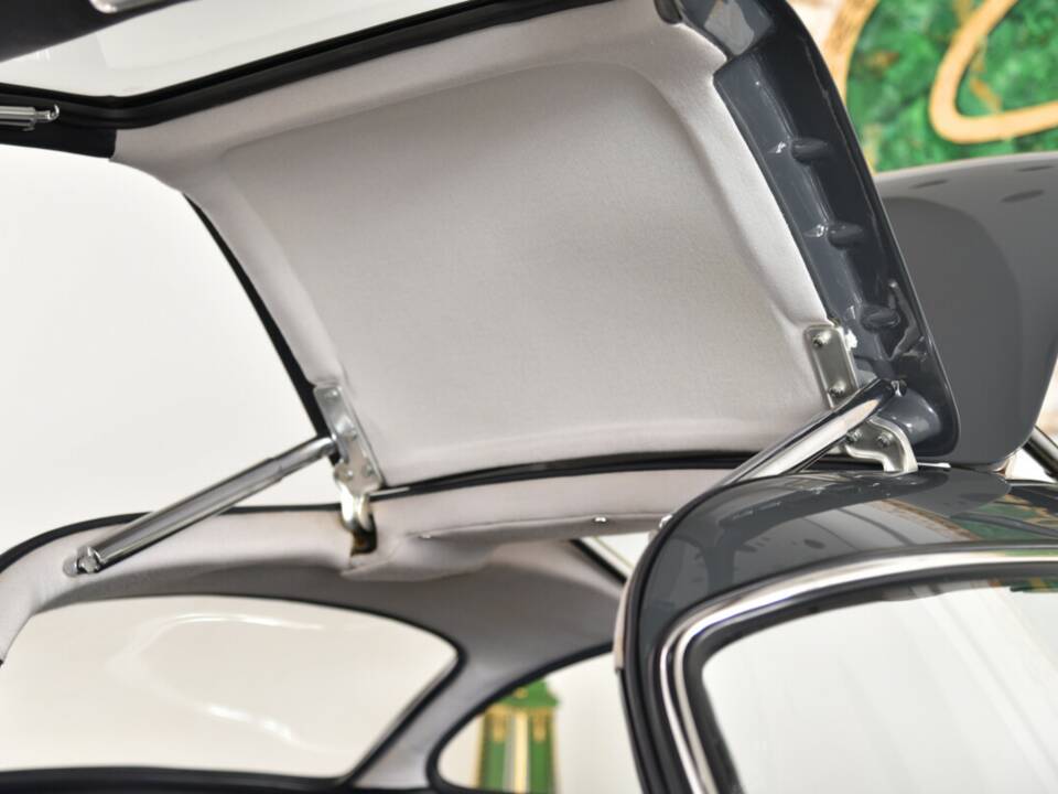 Image 5/9 of Mercedes-Benz 300 SL &quot;Gullwing&quot; (1956)