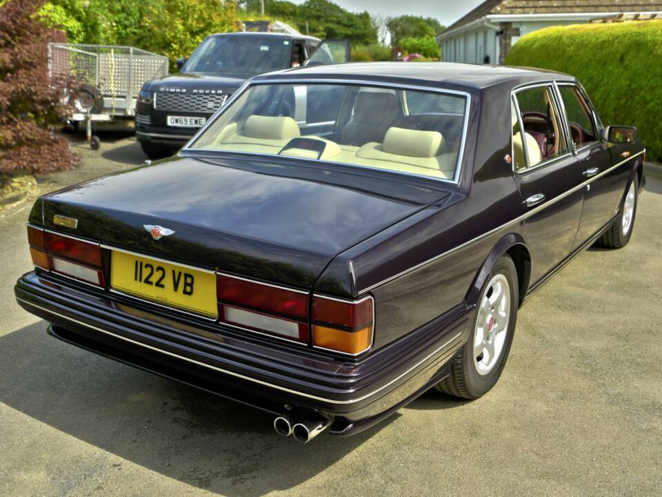 Image 5/50 of Bentley Turbo RT (1997)