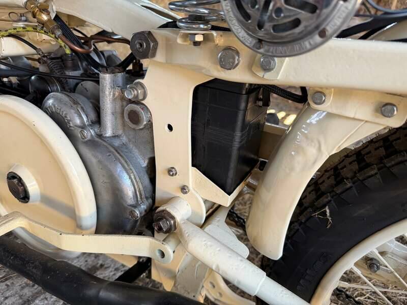 Image 26/40 of Moto Guzzi Alce (1945)