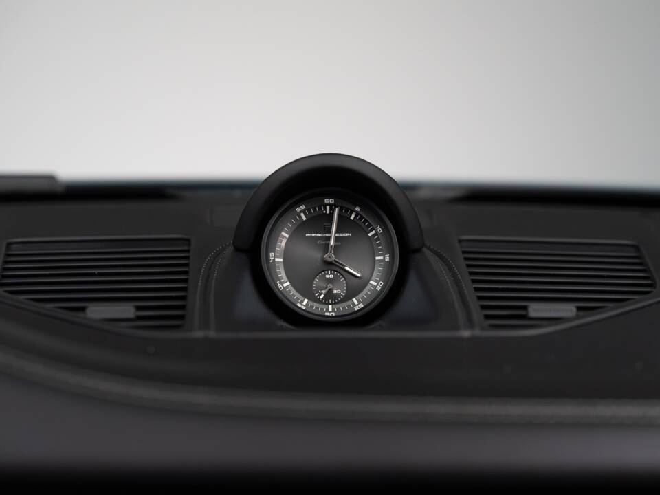 Afbeelding 30/40 van Porsche 911 Turbo "50 Years" (2025)