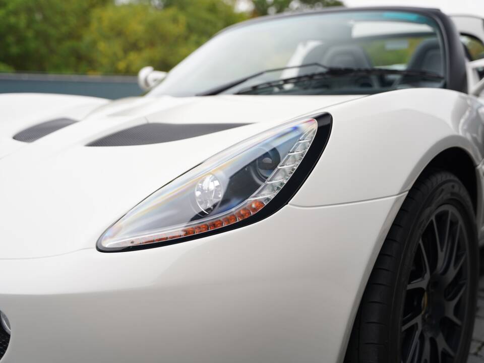 Image 34/50 of Lotus Elise Sport 220 (2016)