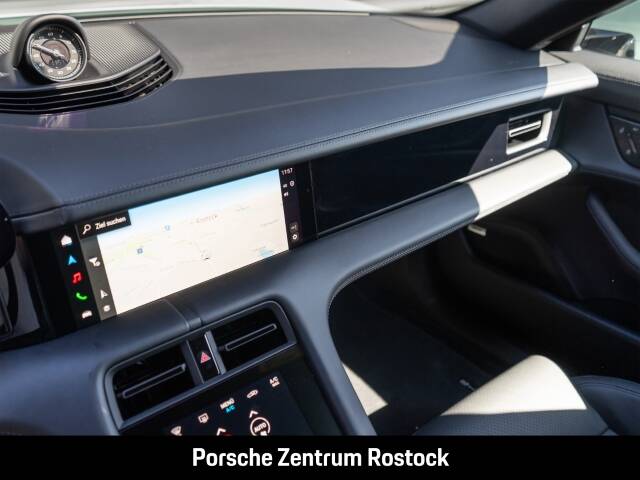 Obraz 14/35 pojazdu Porsche Taycan 4S (1900)