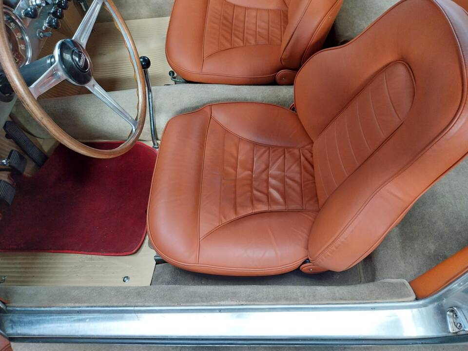 Image 45/51 of Lancia Flaminia GT Touring (1960)