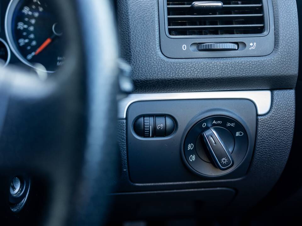Bild 36/50 von Volkswagen Golf V GTI (2006)