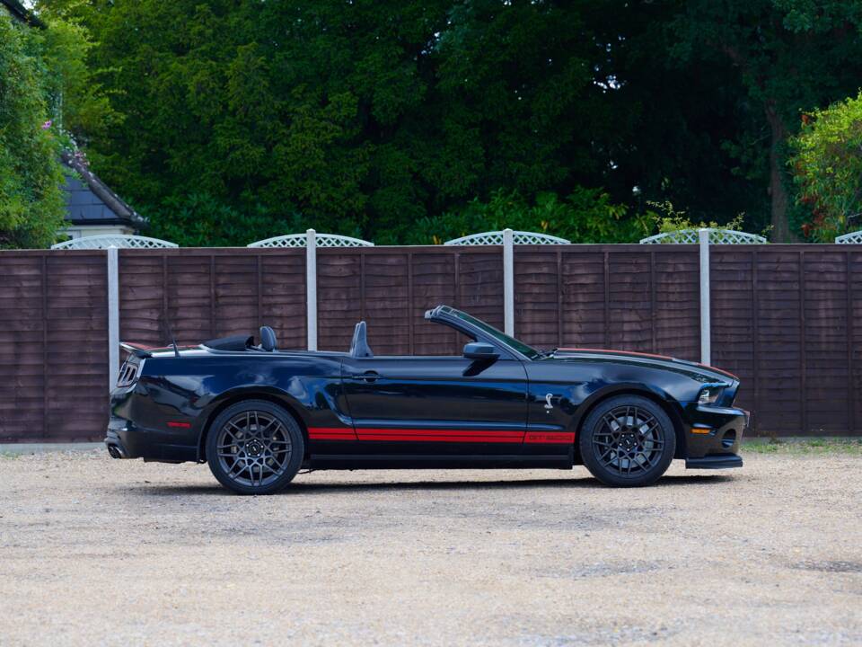 Image 22/49 of Ford Mustang Shelby GT 500 Super Snake (2014)