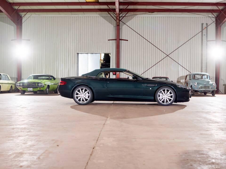 Bild 49/52 von Aston Martin DB 9 Volante (2006)