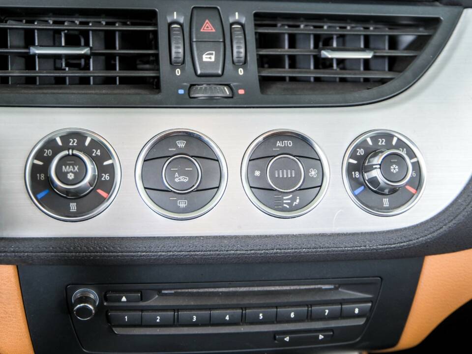 Immagine 32/50 di BMW Z4 sDrive23i (2010)