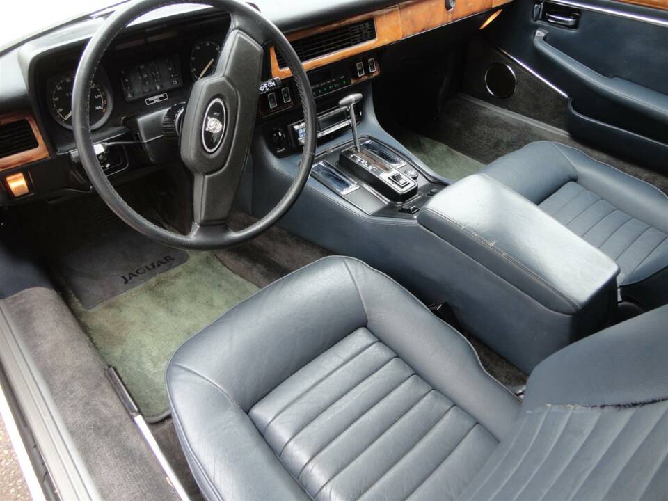 Bild 7/27 von Jaguar XJ-SC V12 (1987)