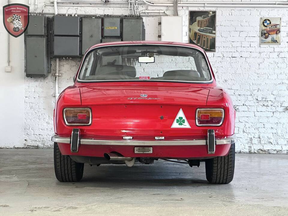 Bild 5/63 von Alfa Romeo Giulia 1300 GT Junior (1973)