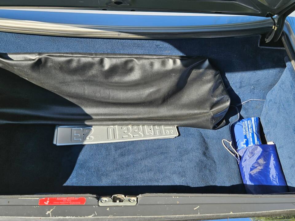 Image 7/22 of Mercedes-Benz 300 SL (1988)