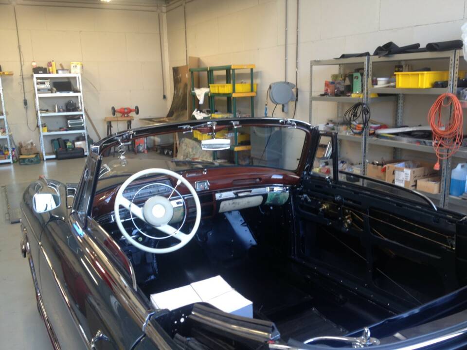 Bild 29/50 von Mercedes-Benz 220 SE Cabriolet (1960)