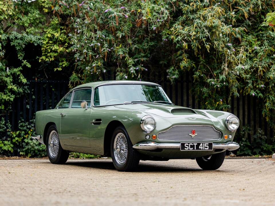 Image 1/50 de Aston Martin DB 4 (1960)