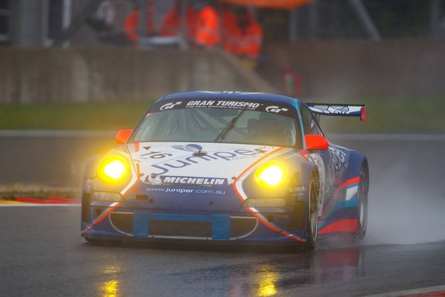 Bild 10/45 von Porsche 911 GT3 RSR (2007)